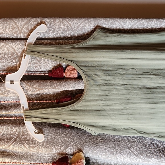 Aerie Offline Midi Dress - Picture 2 of 9